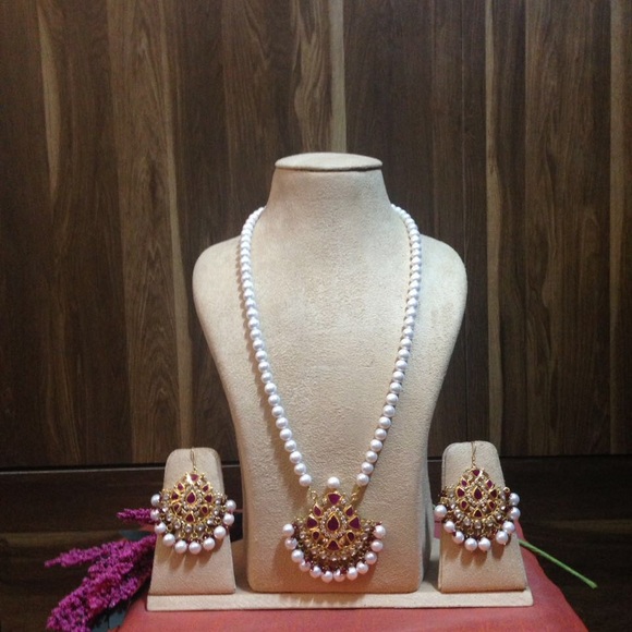 Jewelry - Necklace and Chand Bali Set in silver